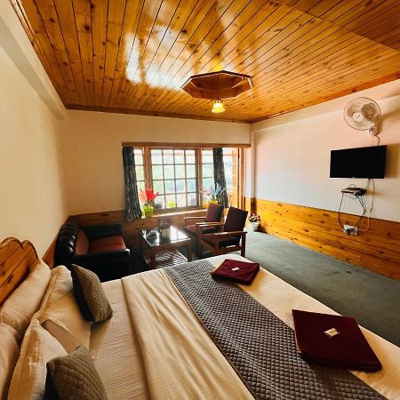 Hotel Hollywood - Top Rated & Most Awarded Property In Manali Exterior photo