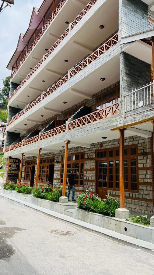 Hotel Hollywood - Top Rated & Most Awarded Property In Manali Exterior photo