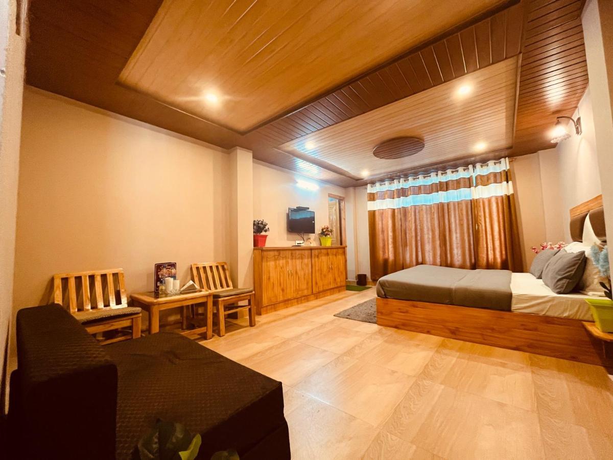 Hotel Hollywood - Top Rated & Most Awarded Property In Manali Exterior photo