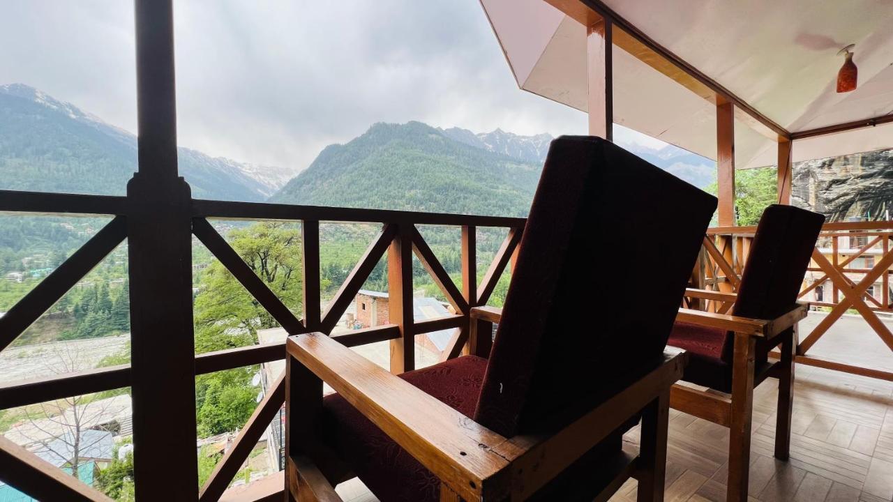 Hotel Hollywood - Top Rated & Most Awarded Property In Manali Exterior photo