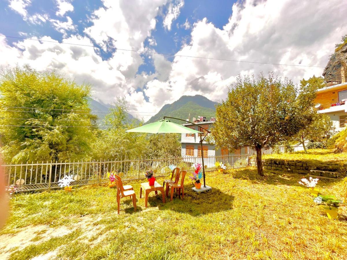 Hotel Hollywood - Top Rated & Most Awarded Property In Manali Exterior photo